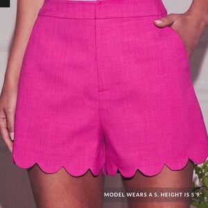 NWT Isaac Mizrahi Vibrant Hot Pink Scalloped Shorts Size 12
